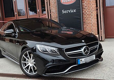 Mercedes-Benz S 63 AMG 4MATIC Coupé AMG