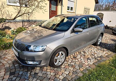 Skoda Rapid 1.2 TSI 110PS 6 Gang Klimaaut PDC Temp