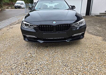 BMW 320i xDrive Luxury/ 1.Hand