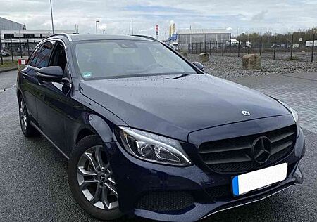 Mercedes-Benz C 220 d 4MATIC T AVANTGARDE Autom. AVANTGARDE