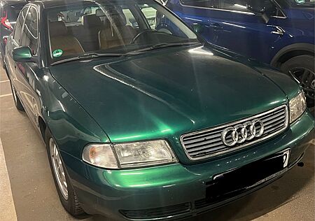 Audi A4 1.6 Auto -