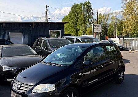 VW Fox Volkswagen Refresh TÜV27/KLIMA/ISOFIX/ALWETTER/GARANTIE