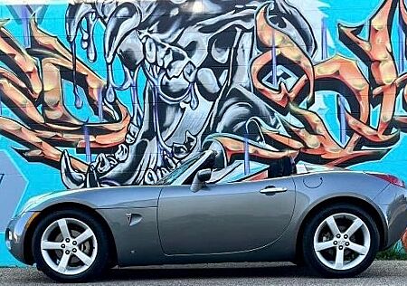 Pontiac Solstice