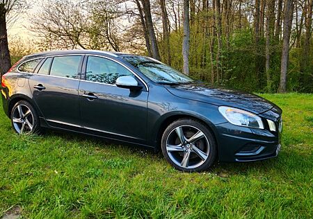 Volvo V60 D5 Geartronic RDesign RDesign
