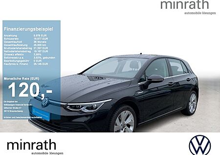 VW Golf Volkswagen VIII Style 1.5 eTSI DSG ACC+LED+NAV+SHZ+RFK