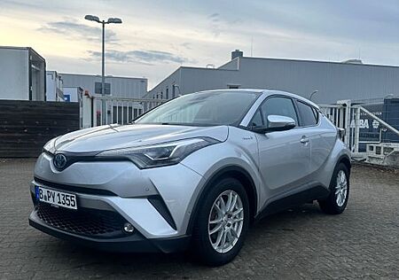 Toyota C-HR Hybrid 1.8 Automatik | 122 PS | 2018