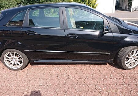 Mercedes-Benz B 160 BlueEFFICIENCY -