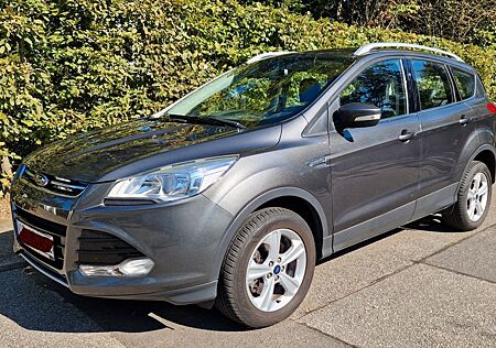 Ford Kuga 2,0 TDCi 4x4 Titanium