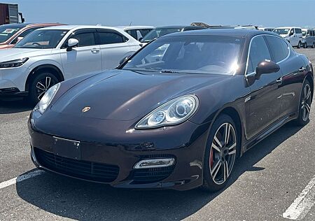 Porsche Panamera Turbo ( Top Zustand, Nur 71.693 km)
