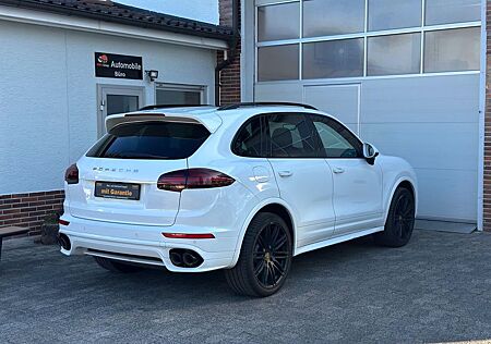 Porsche Cayenne Diesel Sport AHK 18 Wege 21" LM