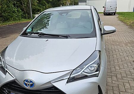 Toyota Yaris 1,5-l-VVT-i Hybrid CVT Comfort Comfort