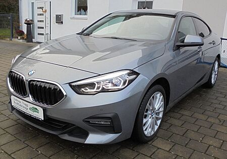 BMW 218i Gran Coupé LED Navi Sitzh. Unfallfrei 1-Hd