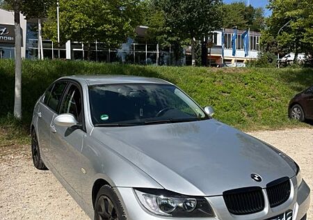 BMW 318i - 158tkm Bremsen & Kat neu