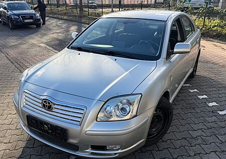 Toyota Avensis 2.0 D-4D Executive Liftback Navi SHZ