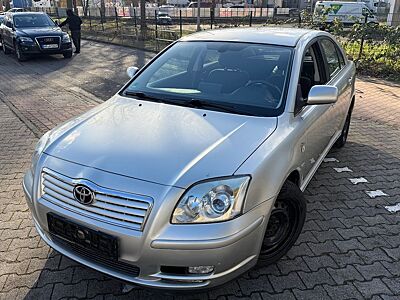 Toyota Avensis 2.0 D-4D Executive Liftback Navi SHZ