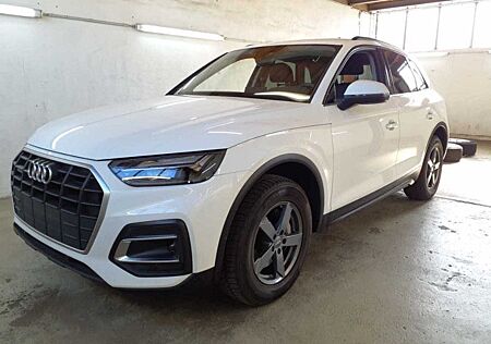 Audi Q5 50 TFSIe quattro S tronic+STANDH+NAVI+PANO+