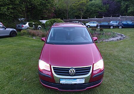 VW Touran Volkswagen Conceptline/ MOTOR HAT 88000KM MIT BELEGE