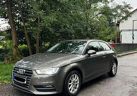 Audi A3 1.2 TFSI Attraction Attraction