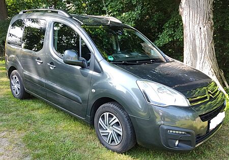 Citroën Berlingo BlueHDi 100 ETG6 Shine*AHK*1. Hand*EU6