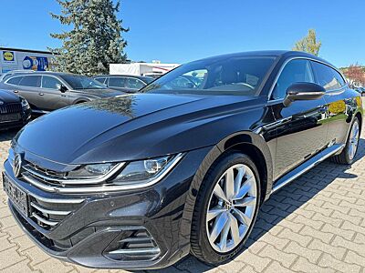 Volkswagen Arteon 2.0TDI R-Line Sport 4Mot IQ.Navi