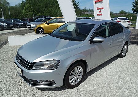 VW Passat Volkswagen Lim. Comfortline Service Neu Garantie