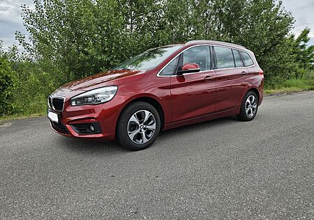 BMW 2er 218i Gran Tourer Advantage Aut. Nav. Kam. LED