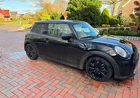 Mini Cooper Classic Trim Steptronic Classic Trim