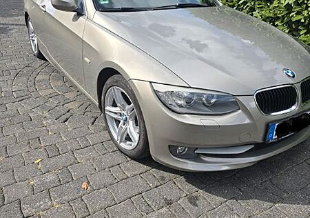 BMW 320d Cabrio -E93