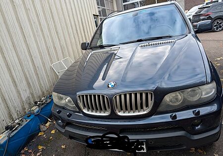 BMW X5 4,4i 320ps