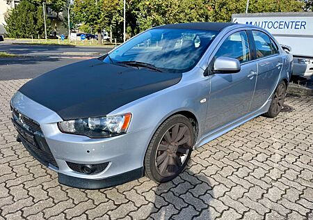 Mitsubishi Lancer Lim. Inform-Automatik-TÜV bis Feb.2027