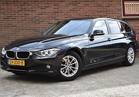 BMW 318d 318 3-serie Touring Executive '15 xenon Nav