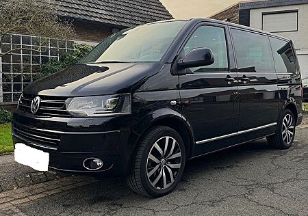 VW T5 Multivan Volkswagen Multivan,2.0 TDI,DSG,Highl.4M. AT Motor ,1.Hd