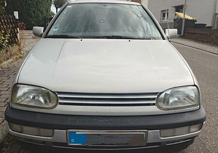 VW Golf Volkswagen 1.8 GL Auto GL