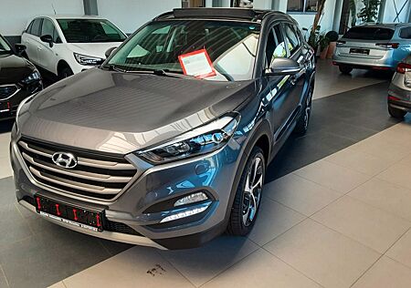 Hyundai Tucson 1.6 T-GDI Select PanoDach Kamera SH AHK