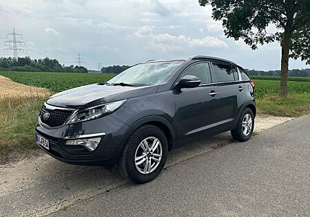 Kia Sportage Automatik 4WD Checkheft AHK 2Hand