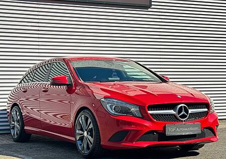 Mercedes-Benz CLA 180 Shooting Brake* BI-XENON/NAVI/SHZ/