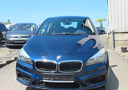 BMW 218 Active Tourer AUT.- Navi-PDC-SHZ-Alu-2.Hand