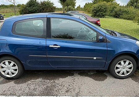 Renault Clio Expression 1.2 16V 55kW Expression