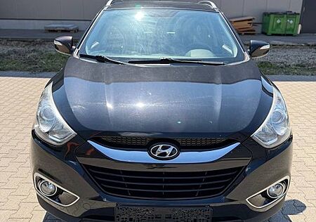 Hyundai ix35 2.0 CRDi 135 kW Premium 4WD Automatik P...