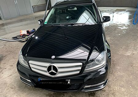 Mercedes-Benz C 220 CDI 4MATIC T AVANTGARDE Autom. AVANTGARDE