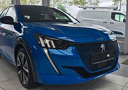 Peugeot 208 e- GT Pack PARK ASSISTENT/WINTERRÄDER