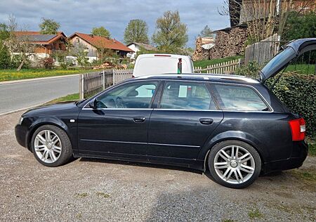 Audi A4 3.0 quattro Avant -