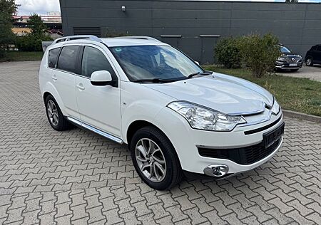 Citroën C-Crosser Exclusive 4WD*LEDER*R-KAM*7SITZER*AHK*