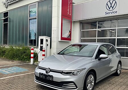 VW Golf Volkswagen VIII Lim. Life 1.5 TSI