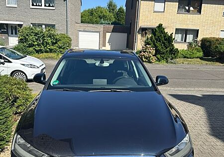Audi Q3 2.0 TFSI quattro -