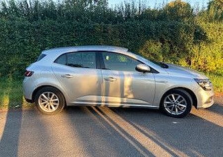 Renault Megane ENERGY TCe 130 Experience Experience