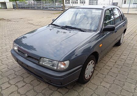 Nissan Sunny 1.4 LX LX