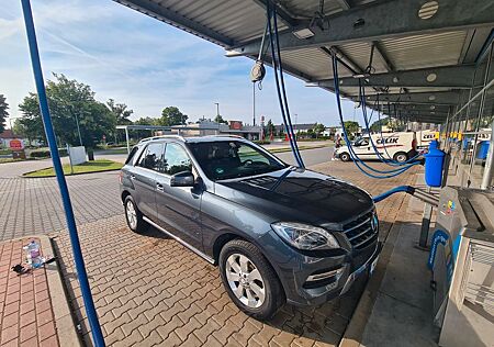 Mercedes-Benz ML 250 BlueTEC 4MATIC -