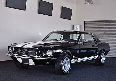 Ford Mustang V8 ! Baujahr 1967 ! Super Optik !
