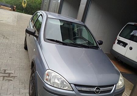 Opel Corsa 1.0 -